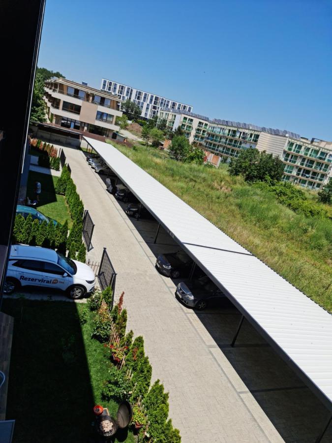 Raya Apartment Atlantis Atmosphere Burgas City Eksteriør billede