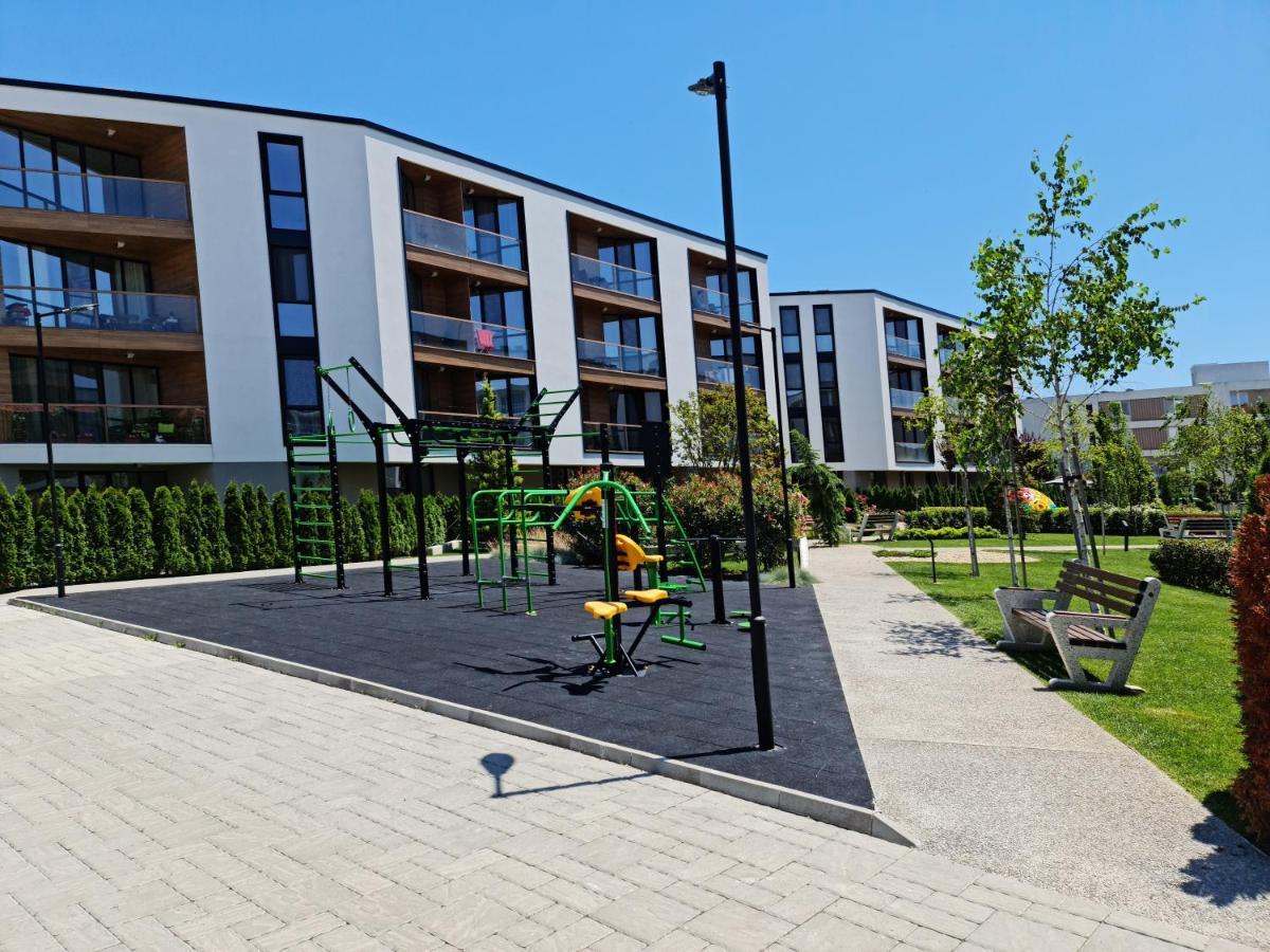 Raya Apartment Atlantis Atmosphere Burgas City Eksteriør billede